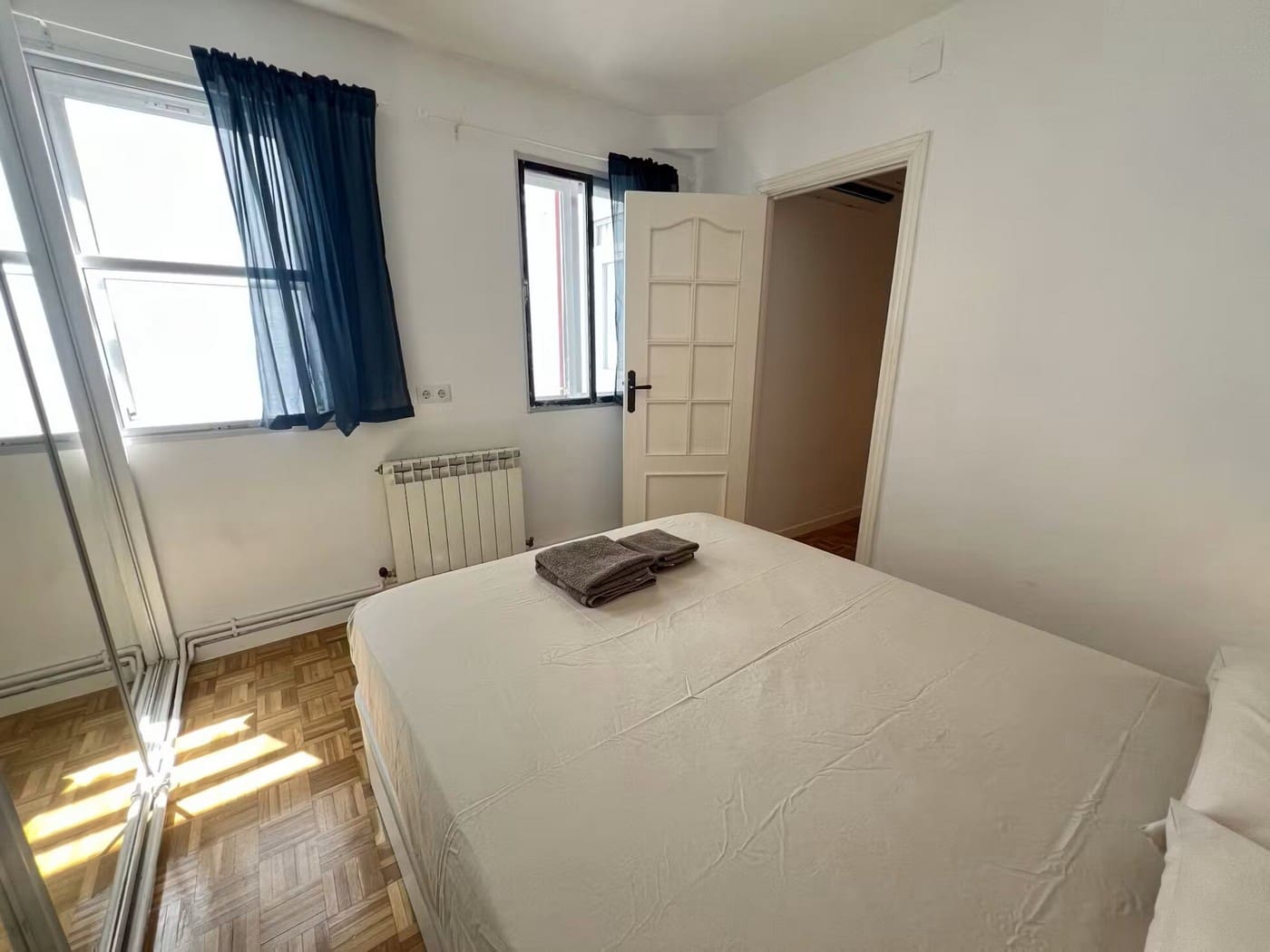 2 quarto Apartamento para arrendar em Madrid cidade - 1 050 € (Ref: 10029866)