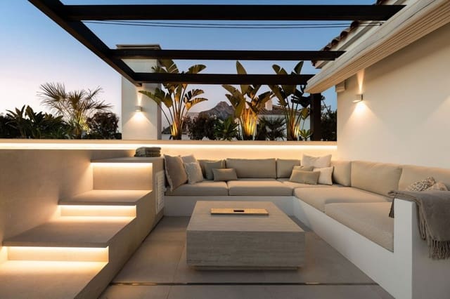 Appartement de 3 chambres à louer à Marbella avec piscine - 2 200 € (Ref: 10033218)