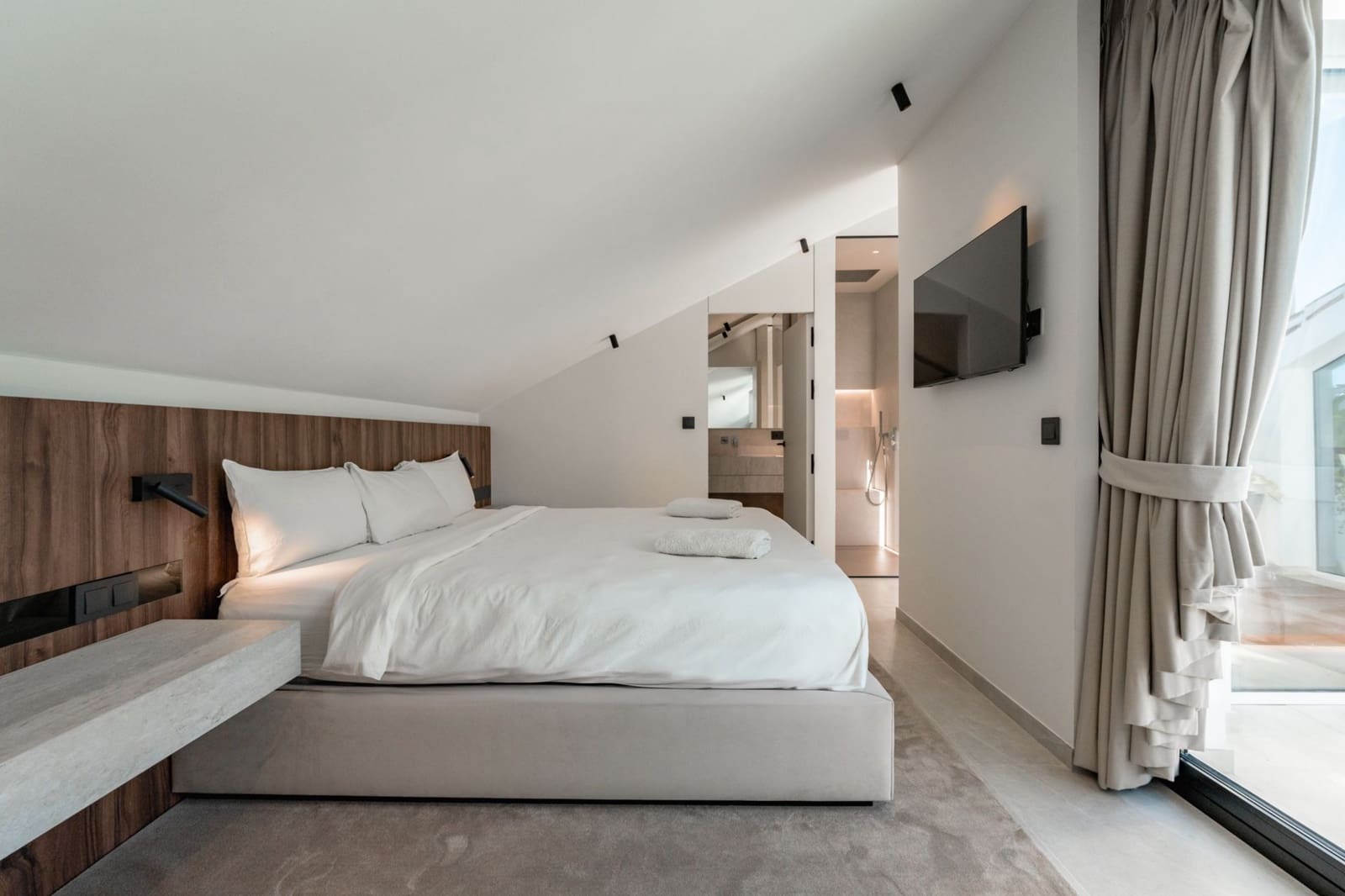 3 sovrum Takvåning att hyra i Marbella - 2 500 € (Ref: 10033221)