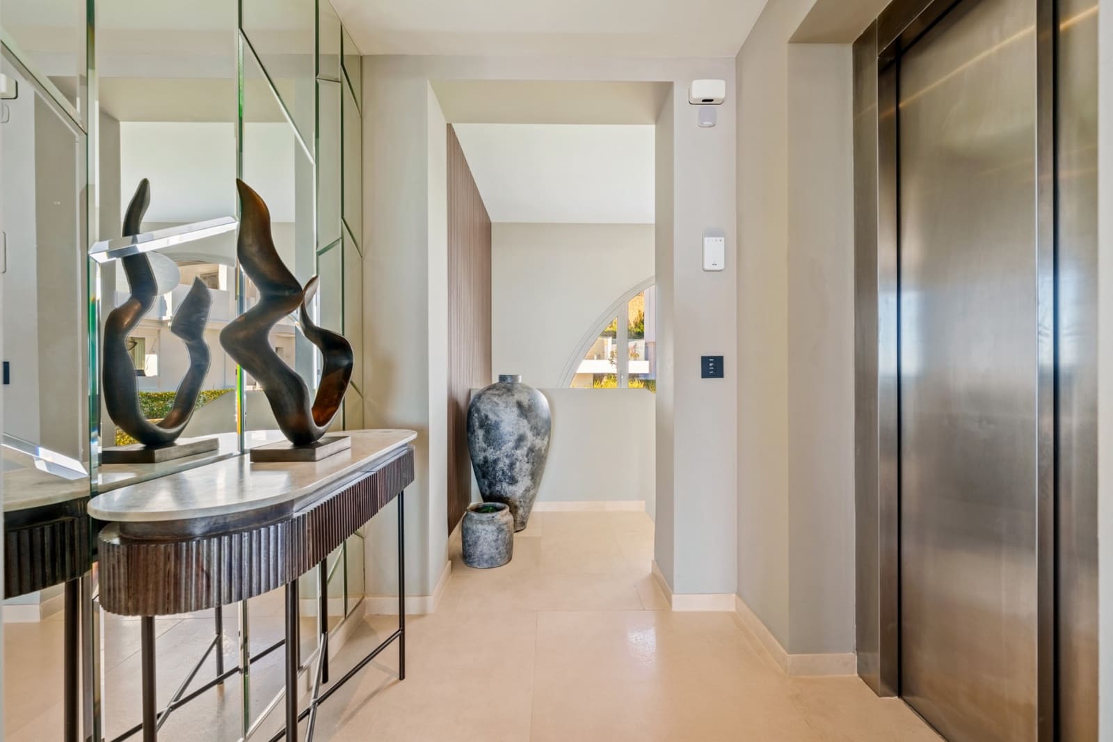 3 slaapkamer Penthouse te huur in Marbella met zwembad garage - € 2.300 (Ref: 10033222)