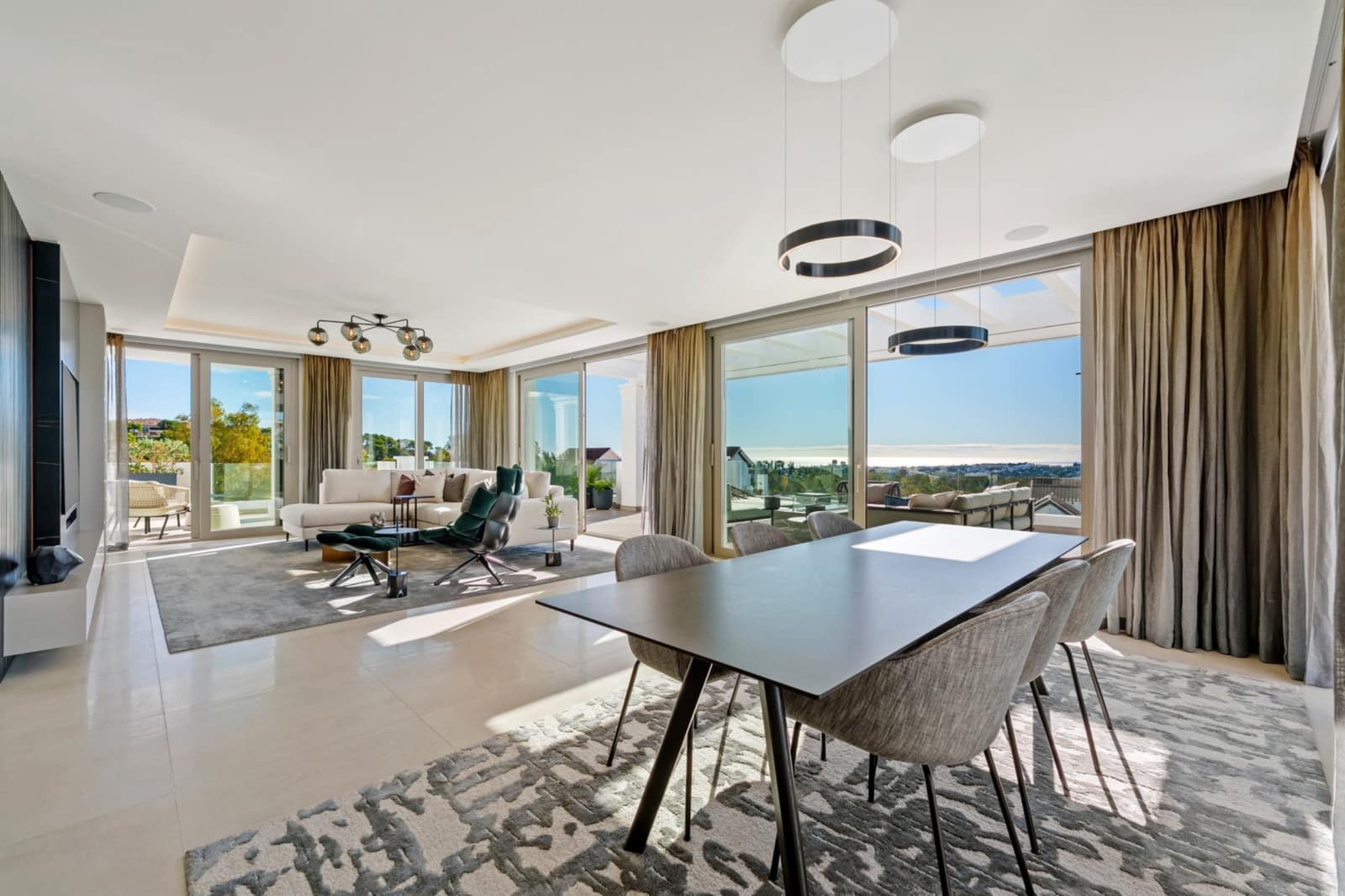 3 slaapkamer Penthouse te huur in Marbella met zwembad garage - € 2.300 (Ref: 10033222)