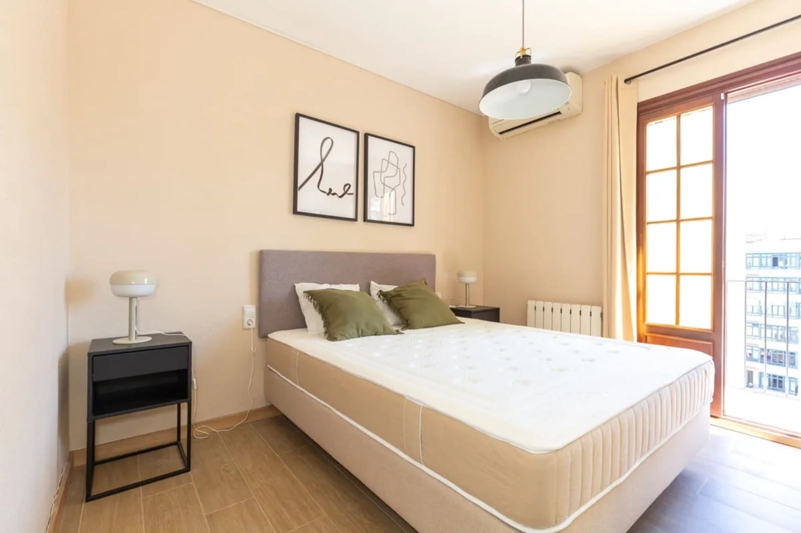 3 makuuhuone Asunto vuokrattavana paikassa Barcelona kaupunki - 1 500 € (Ref: 10033223)