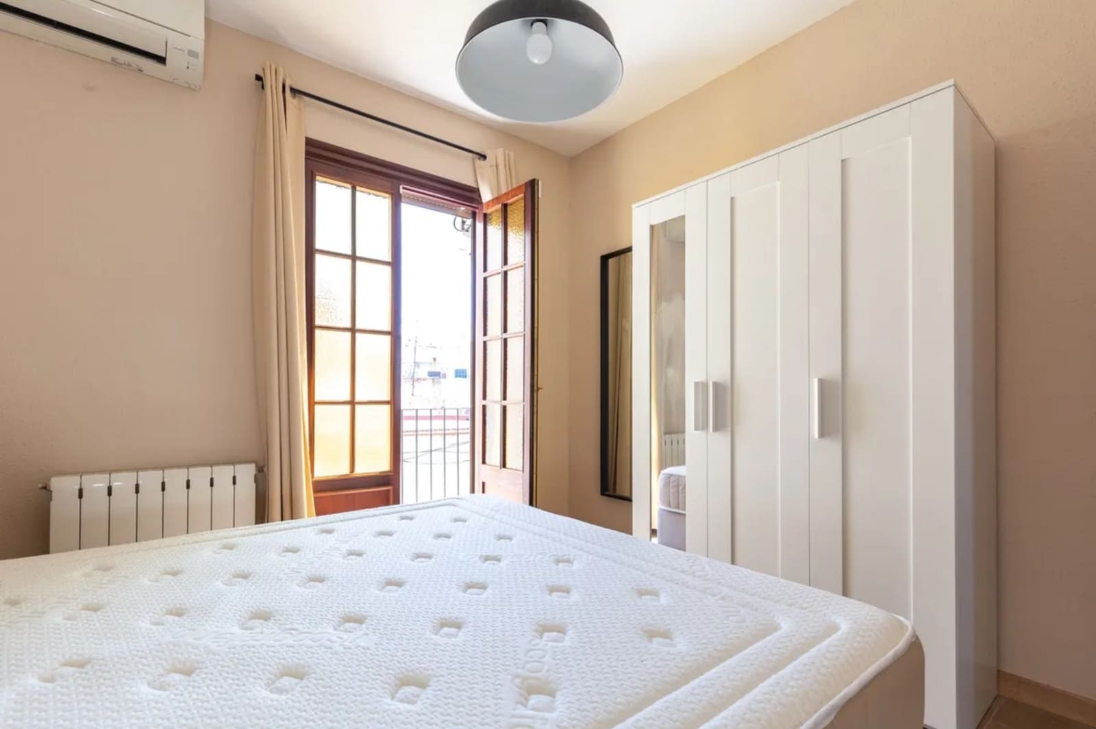 3 makuuhuone Asunto vuokrattavana paikassa Barcelona kaupunki - 1 500 € (Ref: 10033223)