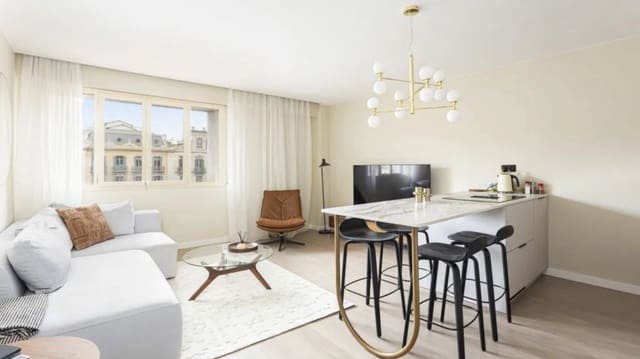 2 makuuhuone Asunto vuokrattavana paikassa Barcelona kaupunki - 1 400 € (Ref: 10033225)