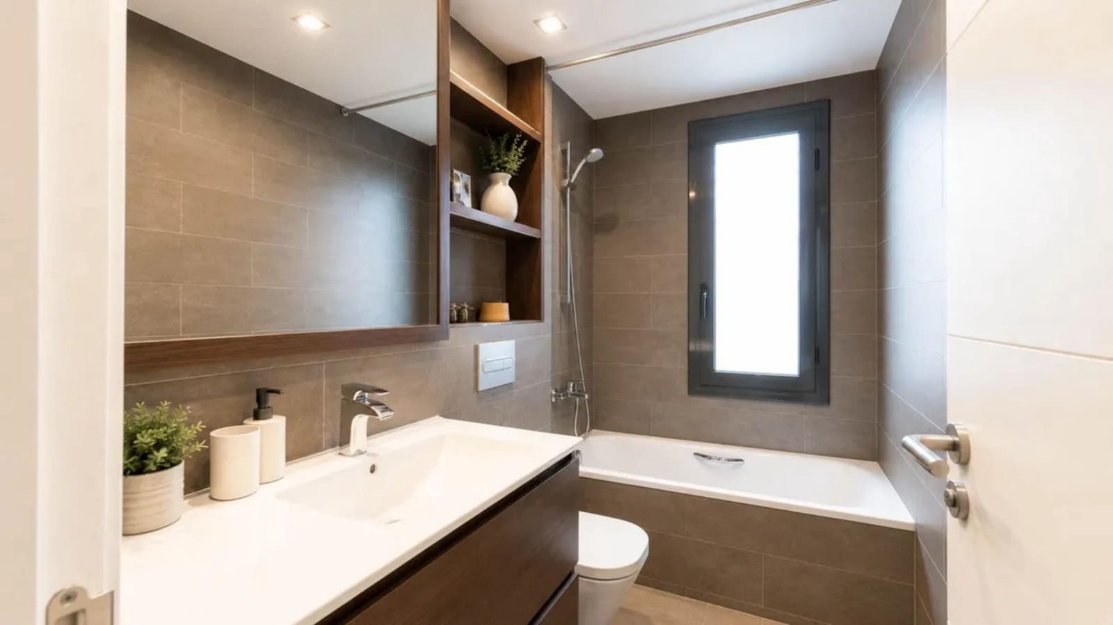 3 makuuhuone Asunto vuokrattavana paikassa Barcelona kaupunki - 1 500 € (Ref: 10033226)