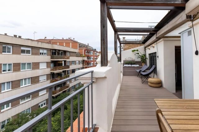 3 sovrum Lägenhet att hyra i Barcelona stad - 1 500 € (Ref: 10033226)