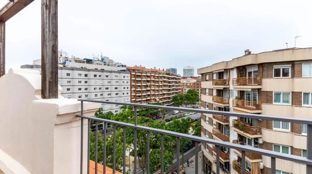 3 sovrum Lägenhet att hyra i Barcelona stad - 1 500 € (Ref: 10033226)