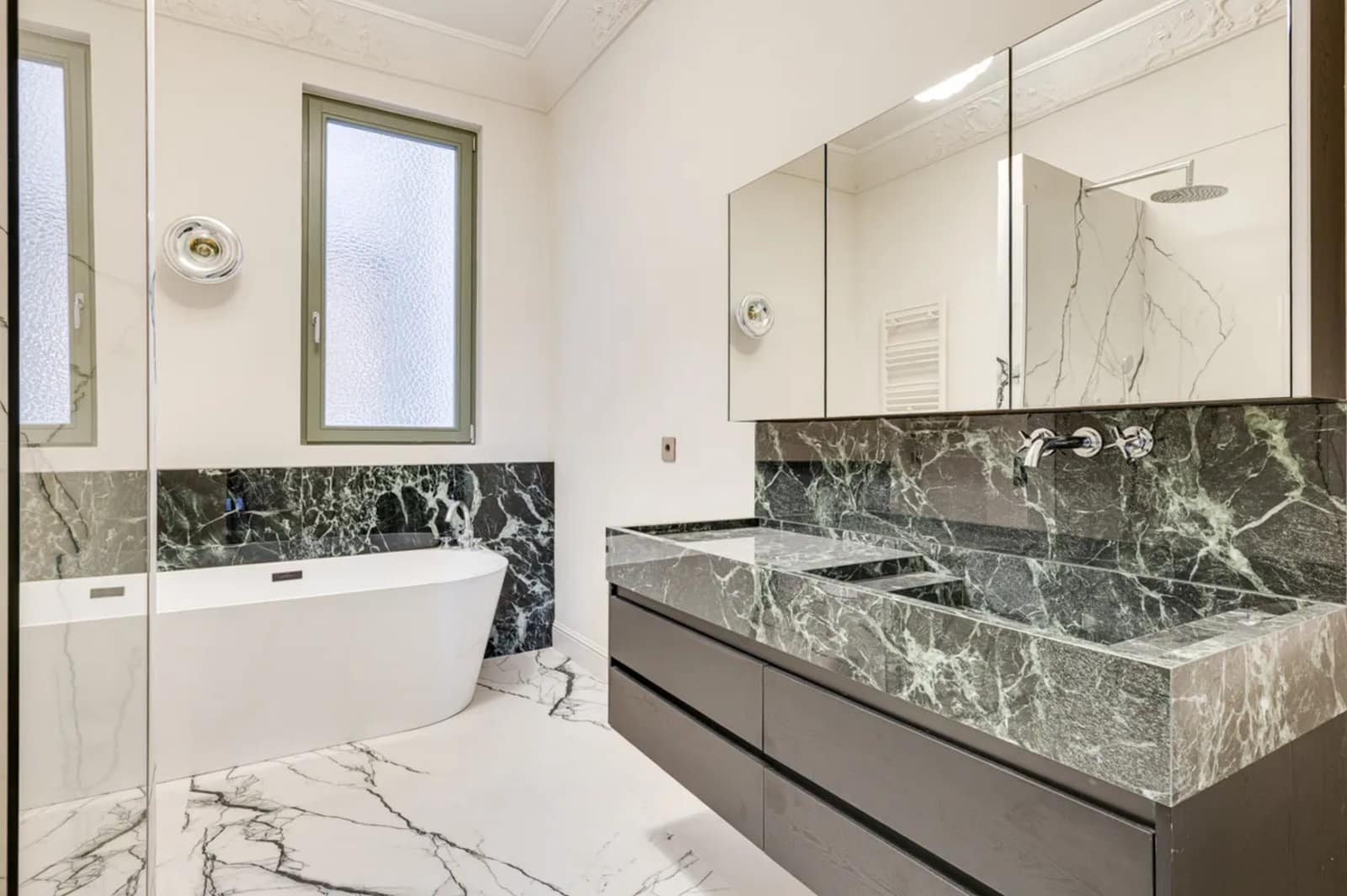 4 soveværelse Lejlighed til leje i Barcelona by - € 1.800 (Ref: 10034590)