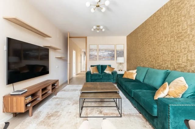 4 slaapkamer Flat te huur in Barcelona stad - € 1.600 (Ref: 10034592)