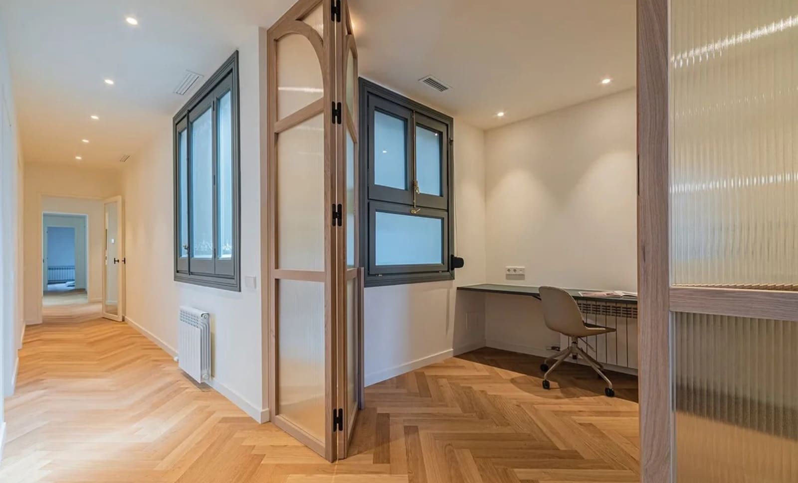 5 Zimmer Wohnung zu vermieten in Barcelona Stadt - 2.000 € (Ref: 10034593)