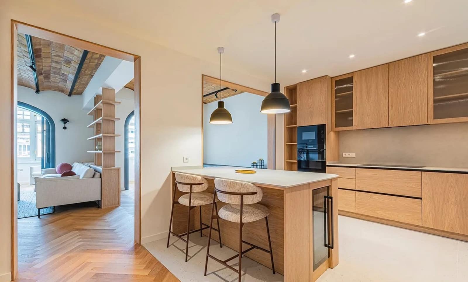 5 Zimmer Wohnung zu vermieten in Barcelona Stadt - 2.000 € (Ref: 10034593)