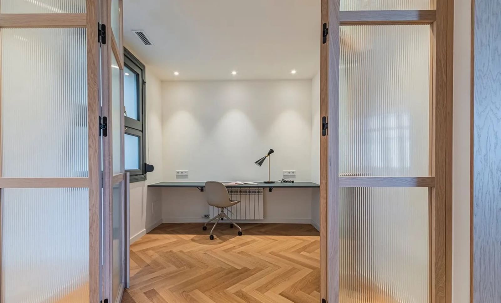 5 Zimmer Wohnung zu vermieten in Barcelona Stadt - 2.000 € (Ref: 10034593)