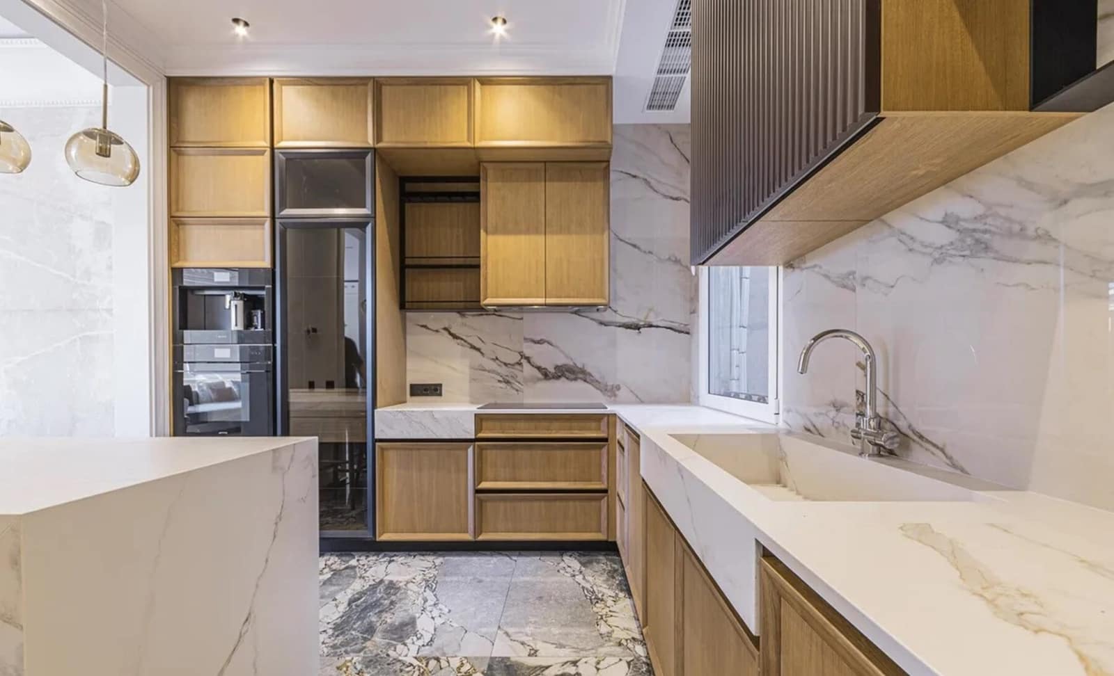 Piso de 4 habitaciones en Barcelona ciudad en alquiler - 1.500 € (Ref: 10039111)
