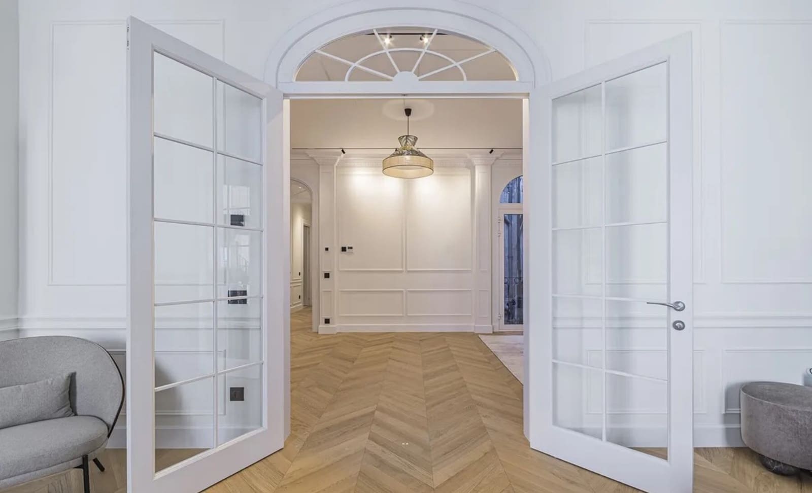 Piso de 4 habitaciones en Barcelona ciudad en alquiler - 1.500 € (Ref: 10039111)