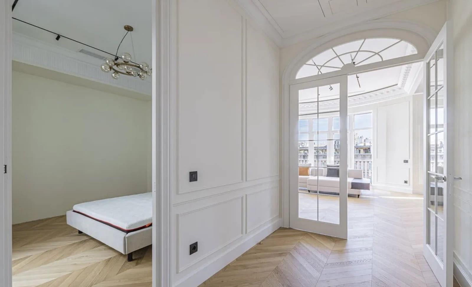 Piso de 4 habitaciones en Barcelona ciudad en alquiler - 1.500 € (Ref: 10039111)