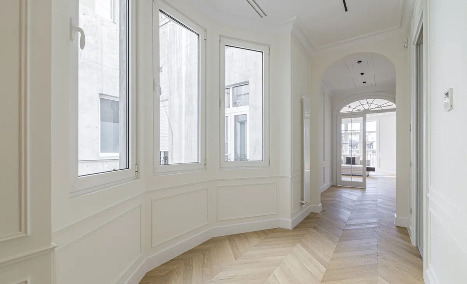 Piso de 4 habitaciones en Barcelona ciudad en alquiler - 1.500 € (Ref: 10039111)