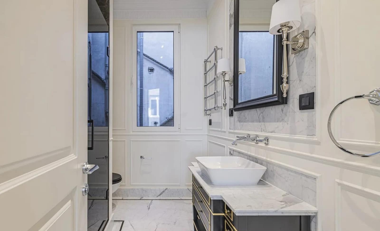 Piso de 4 habitaciones en Barcelona ciudad en alquiler - 1.500 € (Ref: 10039111)