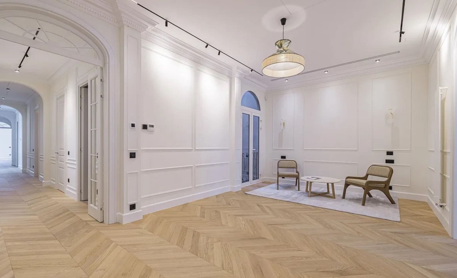 Piso de 4 habitaciones en Barcelona ciudad en alquiler - 1.500 € (Ref: 10039111)