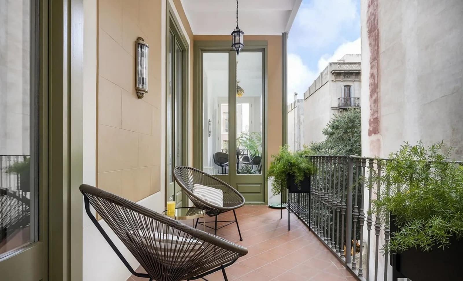3 sovrum Lägenhet att hyra i Barcelona stad - 1 500 € (Ref: 10039207)