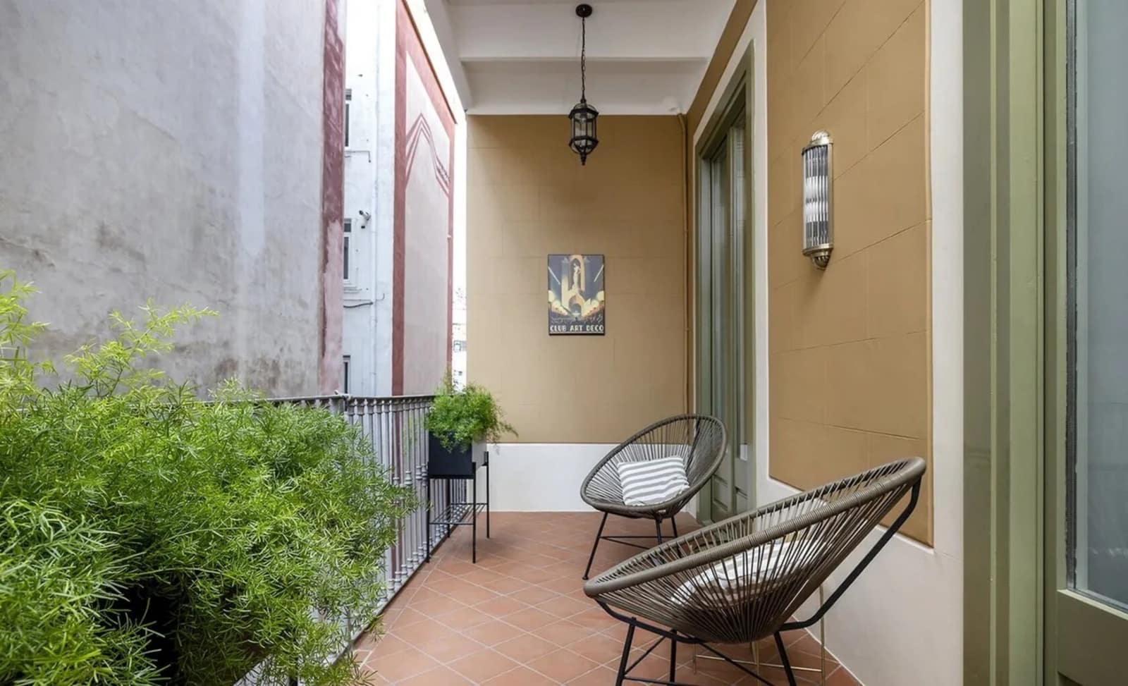 3 sovrum Lägenhet att hyra i Barcelona stad - 1 500 € (Ref: 10039207)