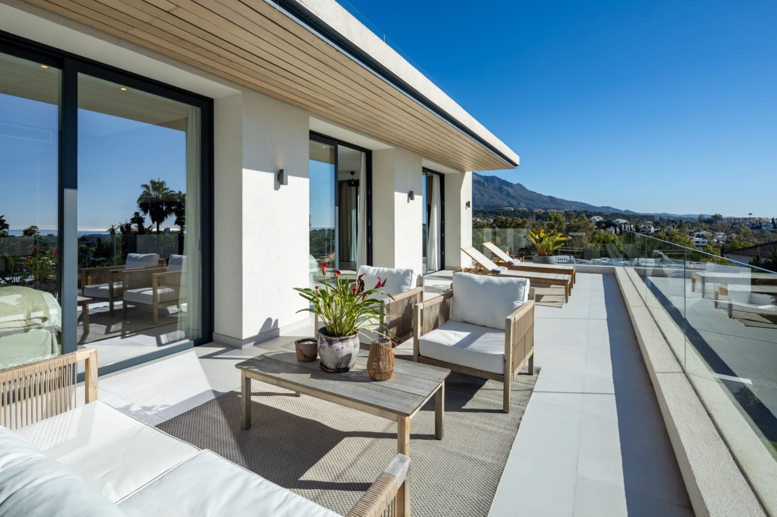 5 sovrum Villa att hyra i Marbella med pool garage - 3 200 € (Ref: 10041619)