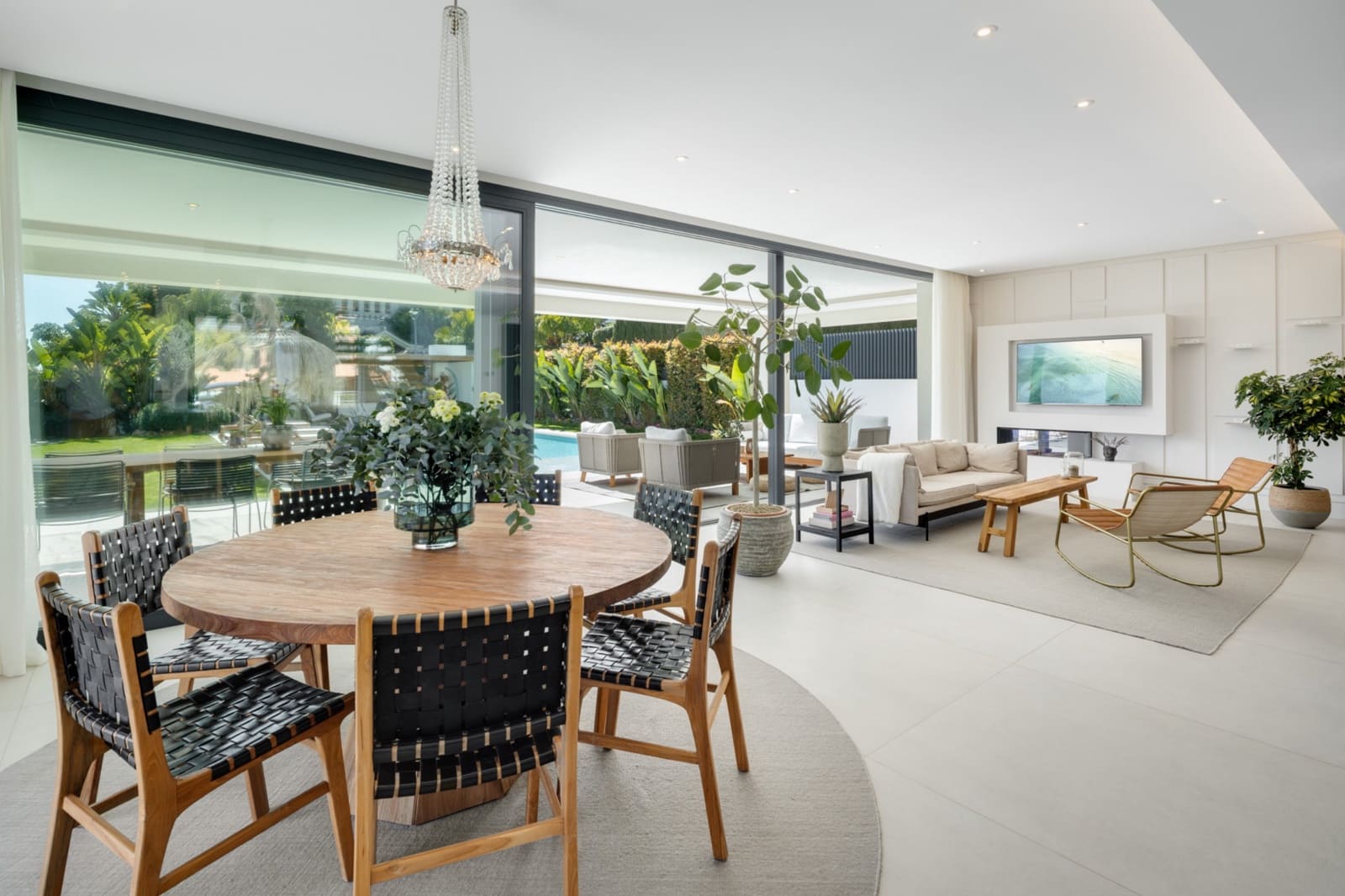 5 sovrum Villa att hyra i Marbella med pool garage - 3 200 € (Ref: 10041619)