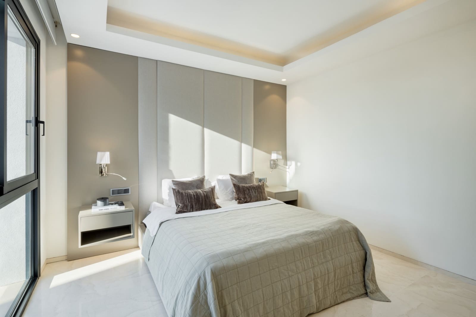 5 slaapkamer Villa te huur in Marbella met zwembad garage - € 3.700 (Ref: 10041623)