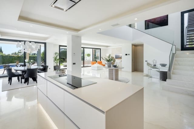 5 slaapkamer Villa te huur in Marbella met zwembad garage - € 3.700 (Ref: 10041623)