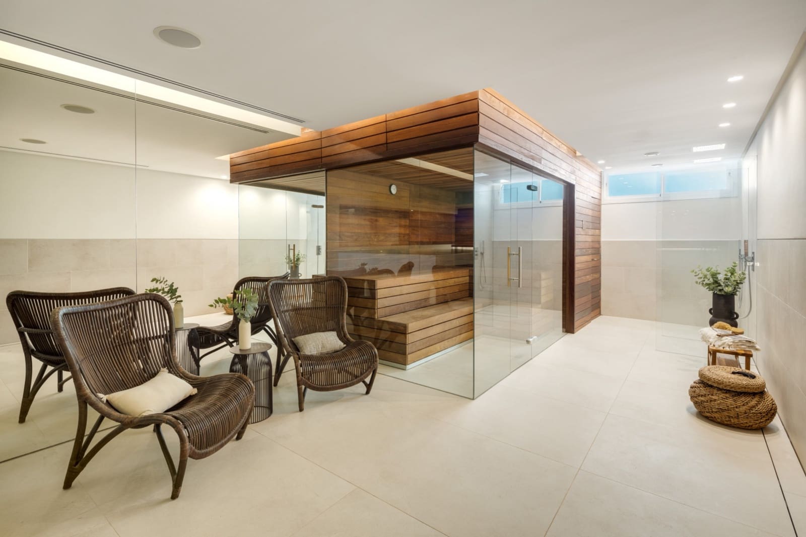 5 slaapkamer Villa te huur in Marbella met zwembad garage - € 3.700 (Ref: 10041623)