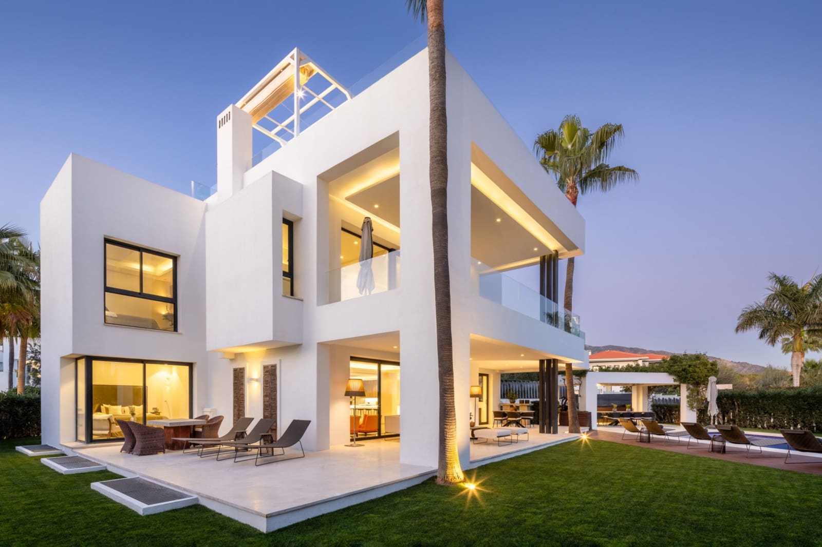 5 slaapkamer Villa te huur in Marbella met zwembad garage - € 3.700 (Ref: 10041623)