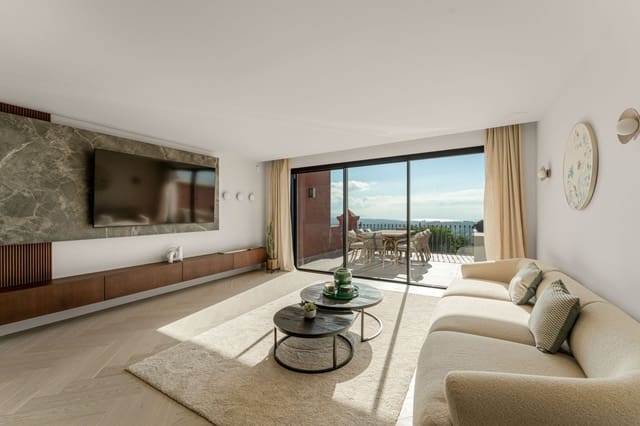 4 quarto Penthouse para arrendar em Benahavís com piscina - 2 200 € (Ref: 10041781)