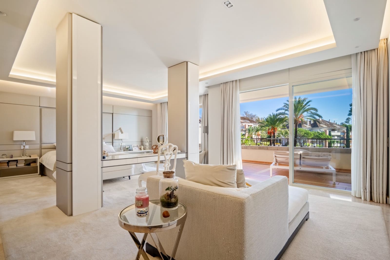 4 quarto Apartamento para arrendar em Marbella com piscina garagem - 2 000 € (Ref: 10041792)