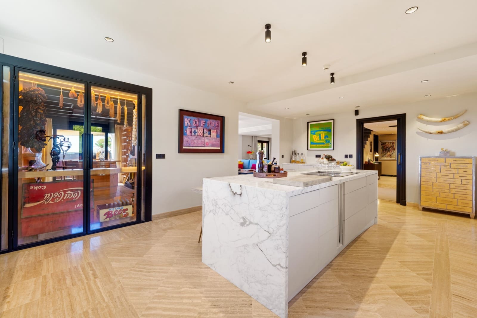 4 soverom Penthouse til leie i Marbella med svømmebasseng garasje - € 2 400 (Ref: 10041793)