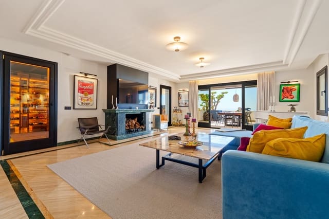 4 soverom Penthouse til leie i Marbella med svømmebasseng garasje - € 2 400 (Ref: 10041793)