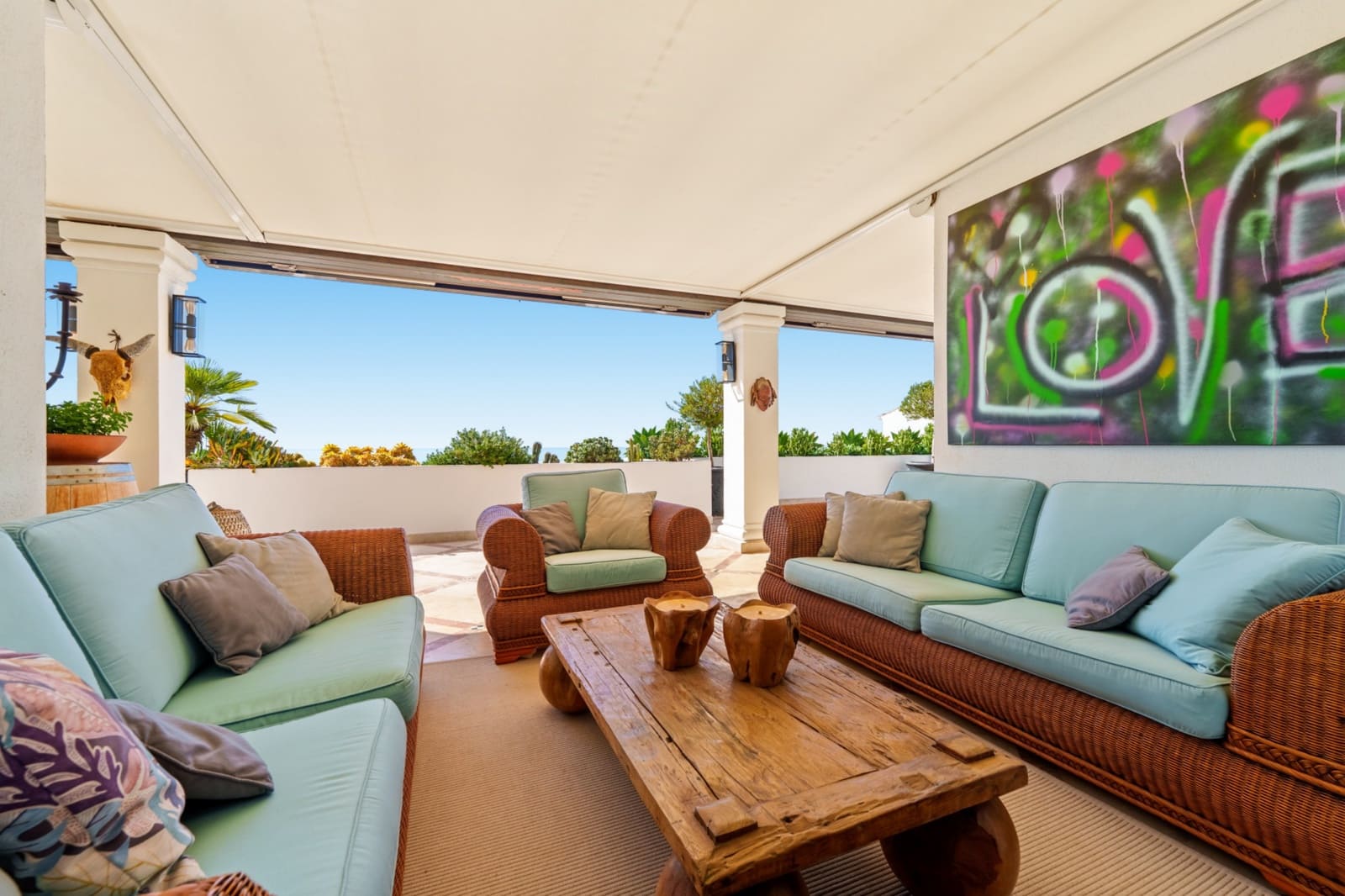 4 soverom Penthouse til leie i Marbella med svømmebasseng garasje - € 2 400 (Ref: 10041793)