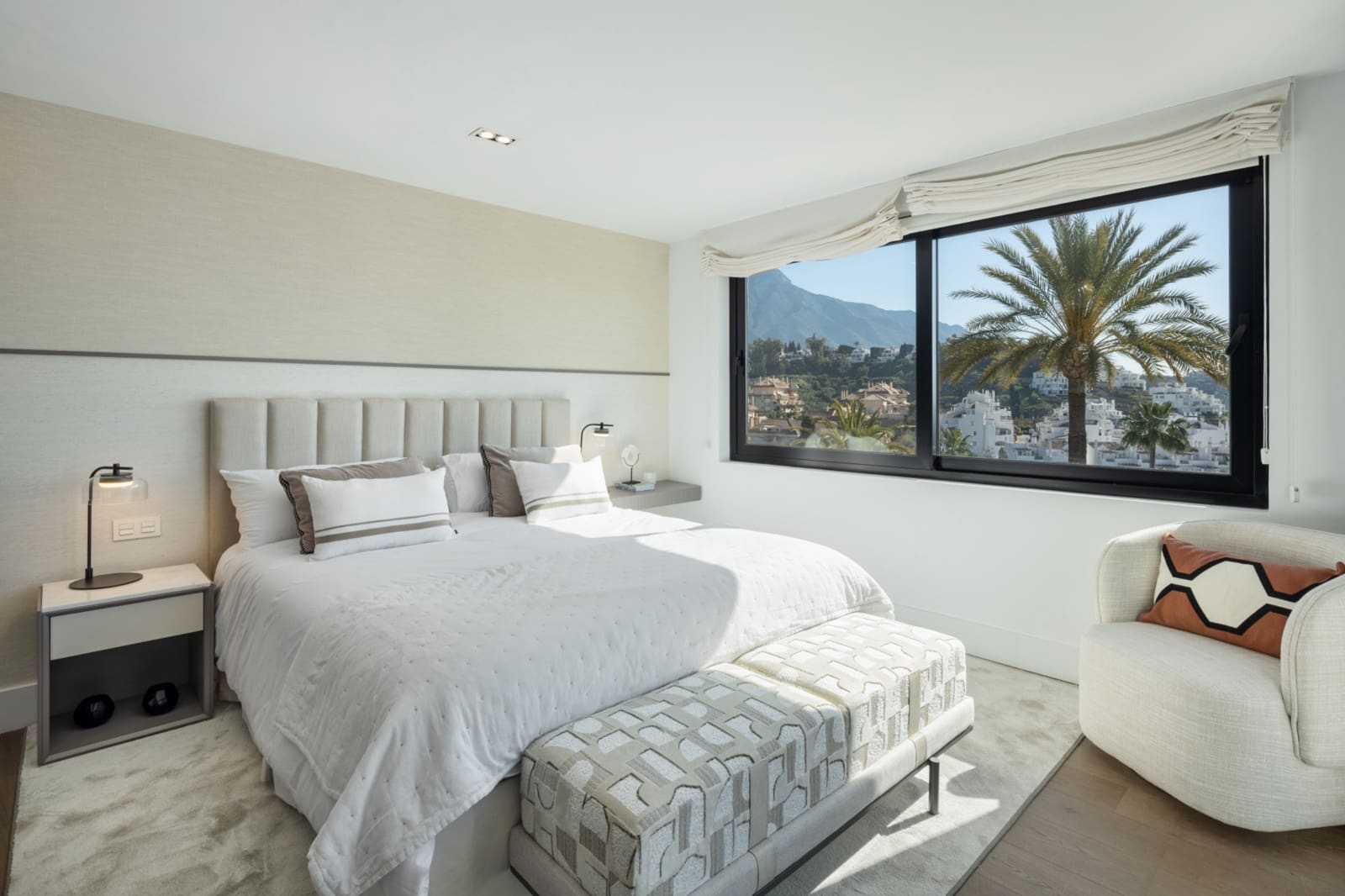 5 sypialnia Willa do wynajęcia w Marbella z basenem garażem - 3 700 € (Ref: 10041794)