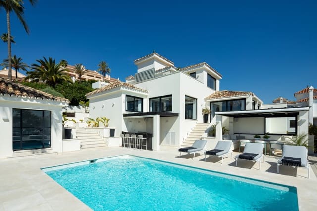 5 sypialnia Willa do wynajęcia w Marbella z basenem garażem - 3 700 € (Ref: 10041794)