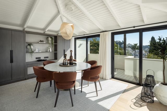 5 sypialnia Willa do wynajęcia w Marbella z basenem garażem - 3 700 € (Ref: 10041794)