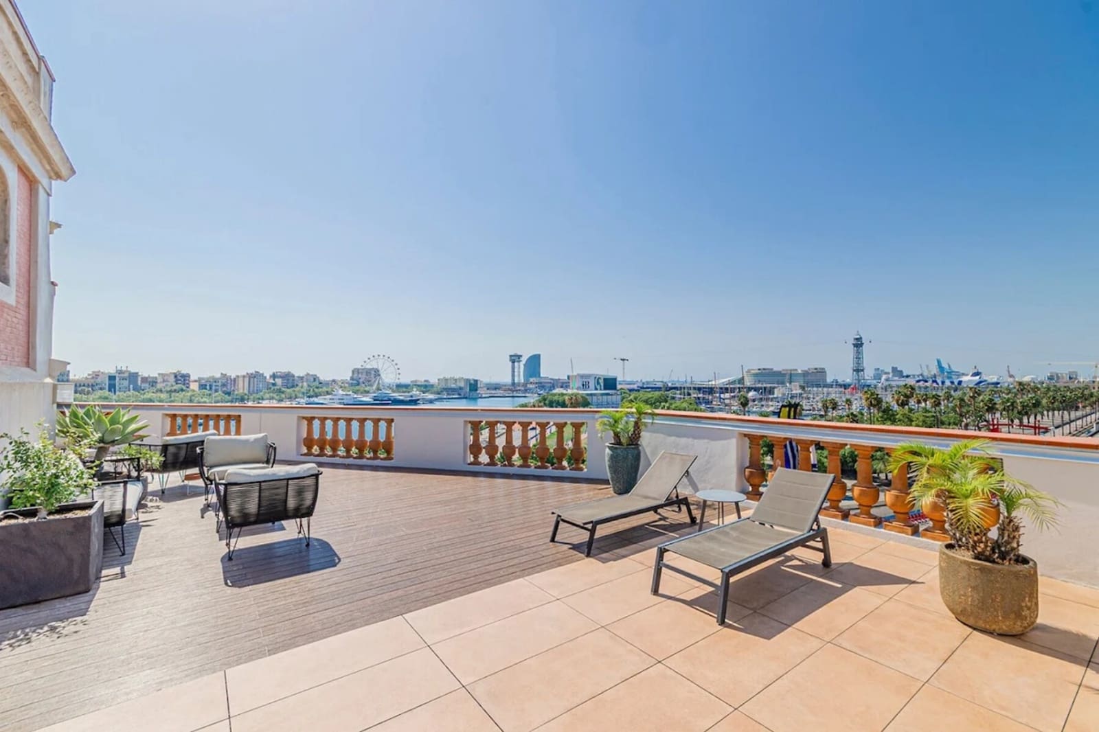 2 soverom Leilighet til leie i Barcelona by med svømmebasseng - € 1 700 (Ref: 10042080)