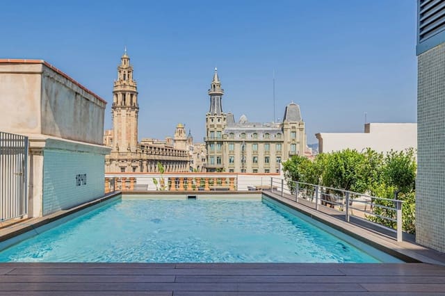 2 soverom Leilighet til leie i Barcelona by med svømmebasseng - € 1 700 (Ref: 10042080)