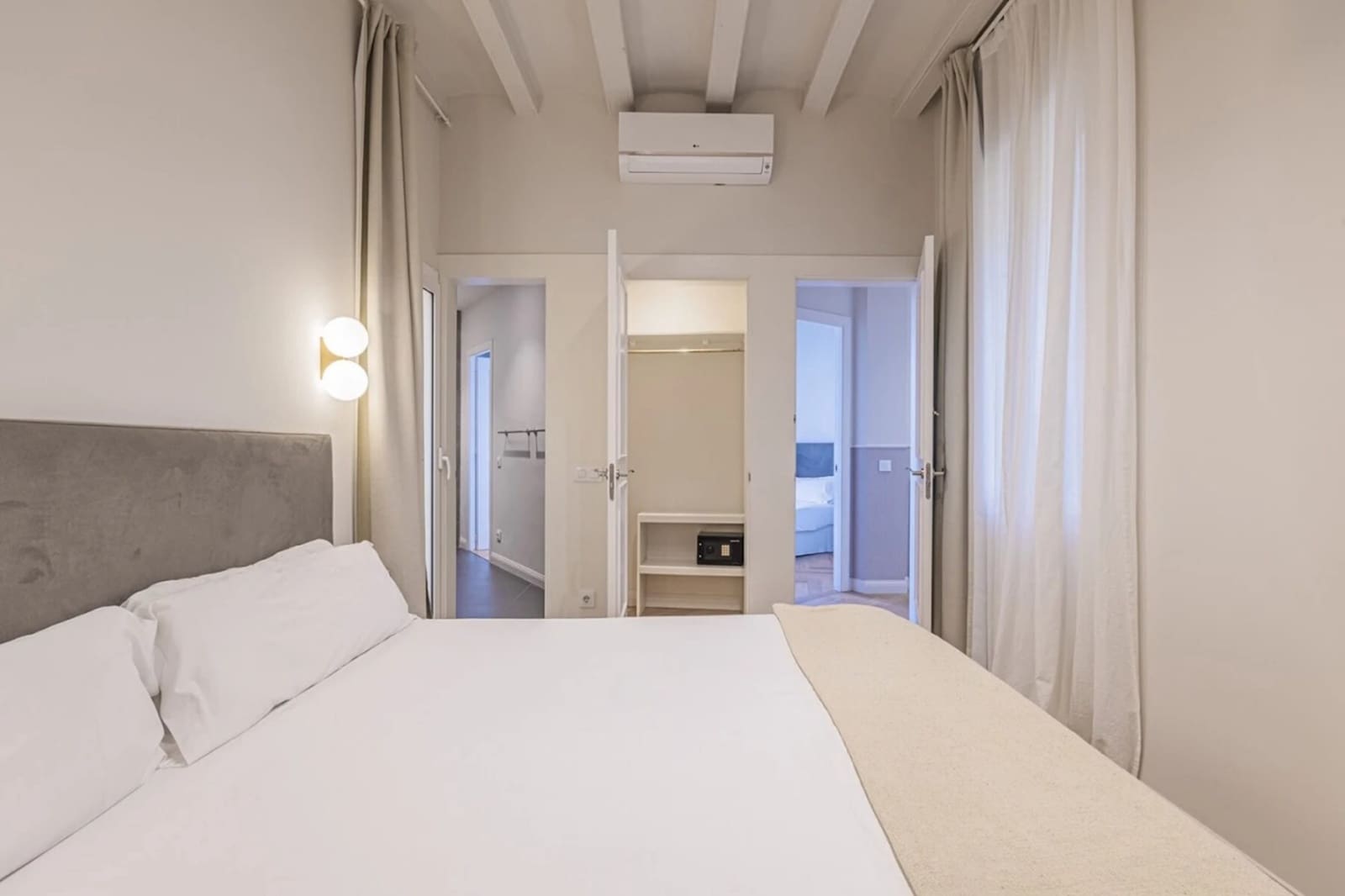 2 soverom Leilighet til leie i Barcelona by med svømmebasseng - € 1 700 (Ref: 10042080)