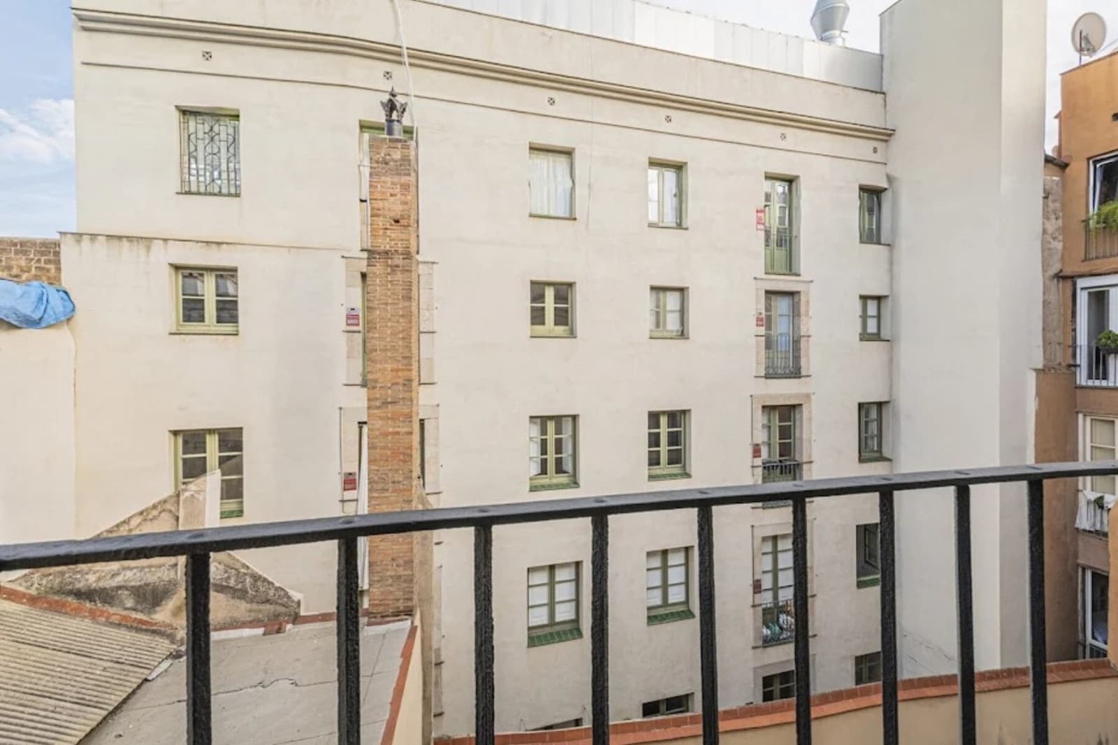 3 soverom Leilighet til leie i Barcelona by - € 1 700 (Ref: 10042171)
