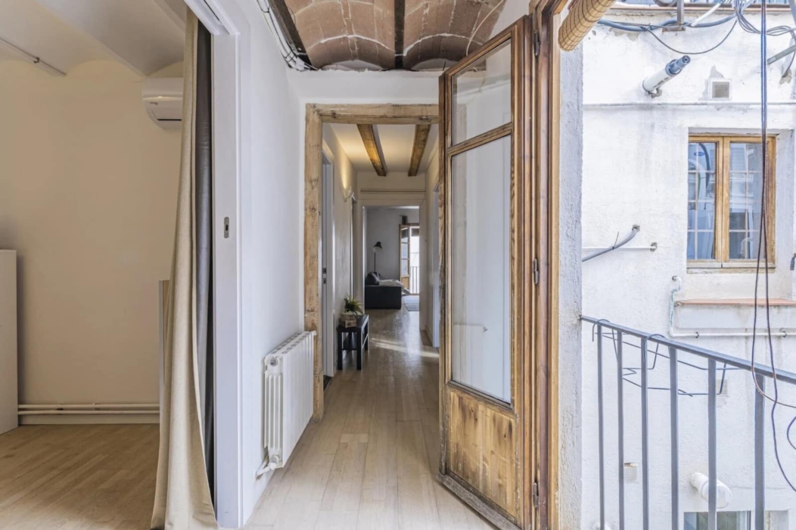 3 soverom Leilighet til leie i Barcelona by - € 1 700 (Ref: 10042171)