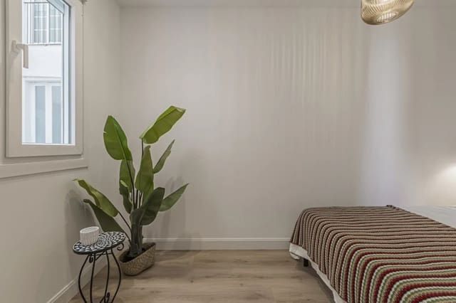 Apartamento de 3 habitaciones en Barcelona ciudad en alquiler - 1.400 € (Ref: 10042185)