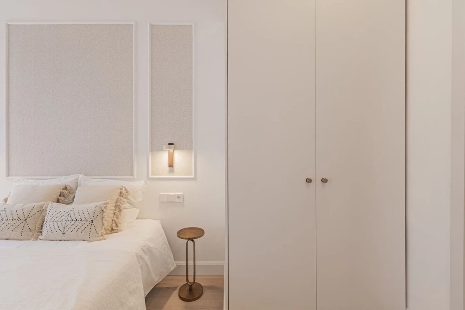 3 soverom Leilighet til leie i Barcelona by - € 1 400 (Ref: 10042185)