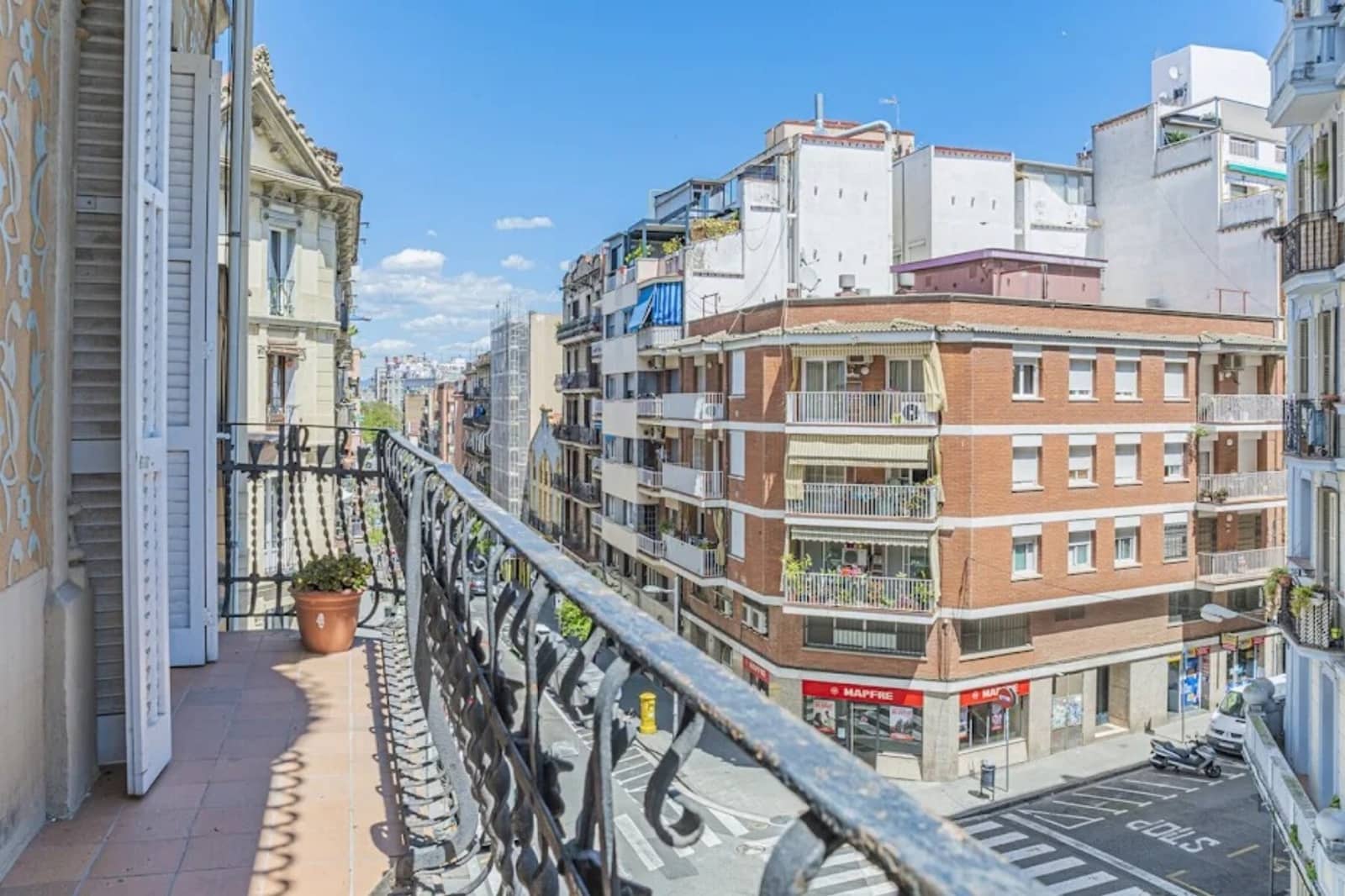 3 soverom Leilighet til leie i Barcelona by - € 1 400 (Ref: 10042185)