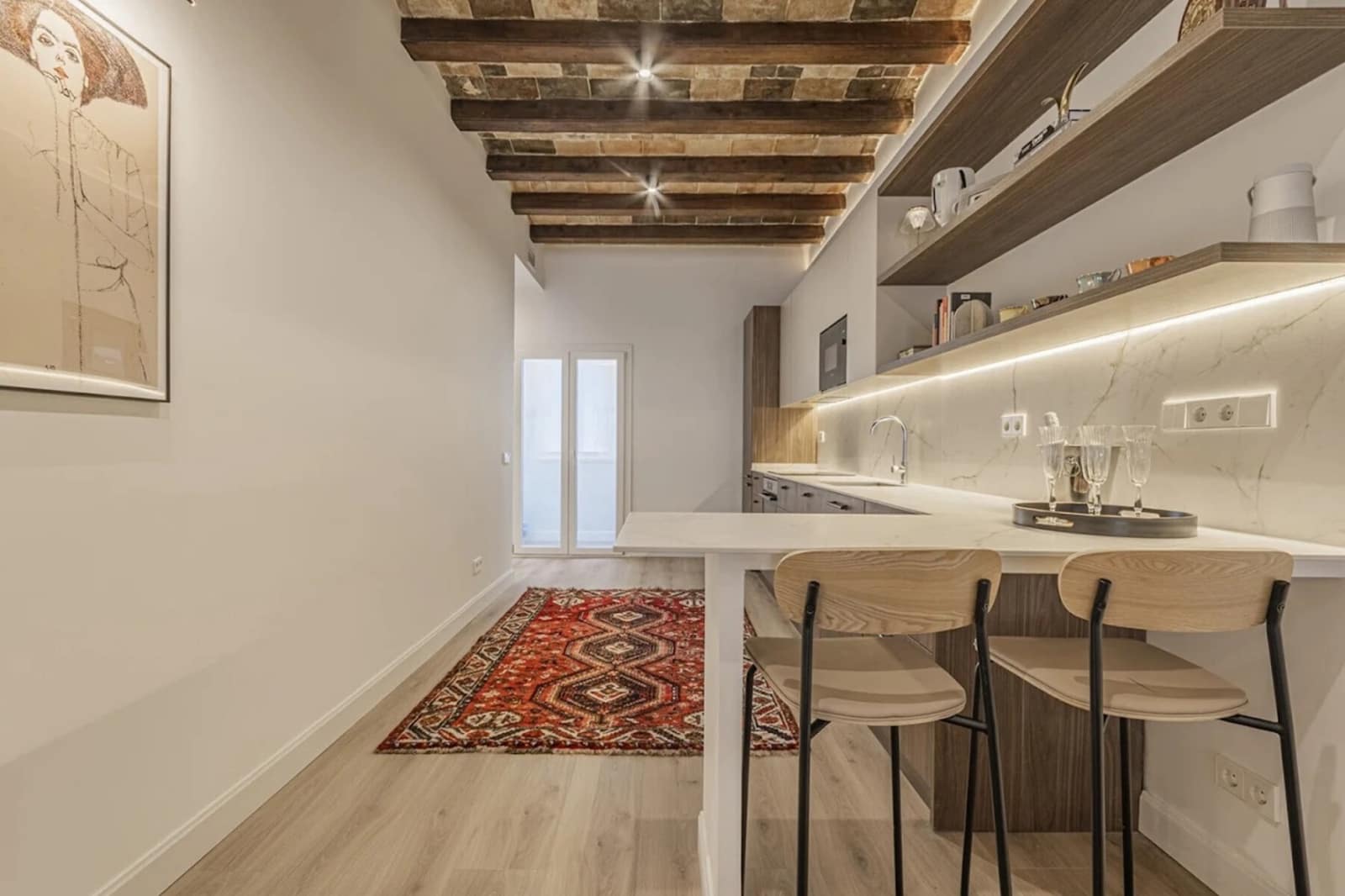 3 soverom Leilighet til leie i Barcelona by - € 1 400 (Ref: 10042185)