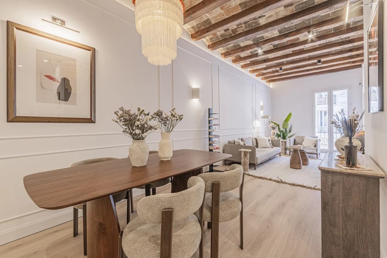 3 soverom Leilighet til leie i Barcelona by - € 1 400 (Ref: 10042185)