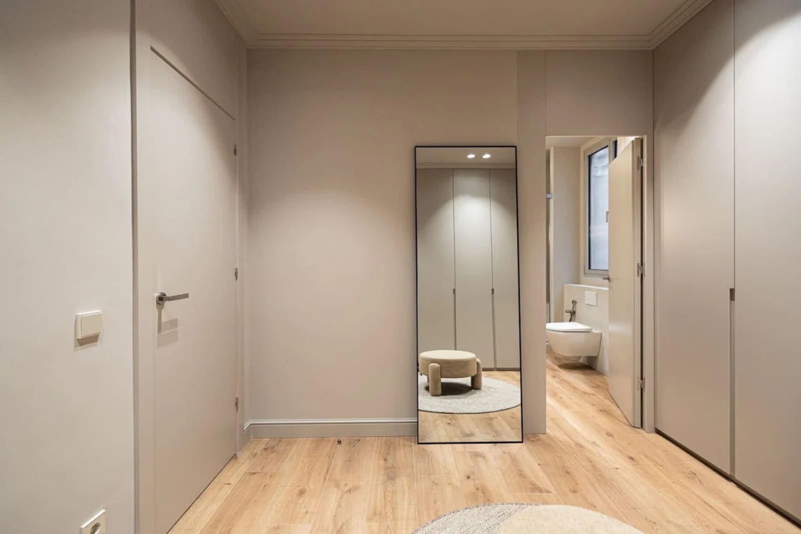 4 soverom Leilighet til leie i Barcelona by - € 1 900 (Ref: 10042186)