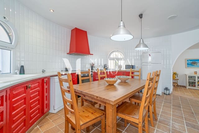 5 camera da letto Villa in vendita in Empuriabrava, Castelló d'Empúries con piscina garage - 810.000 € (Rif: 10031060)